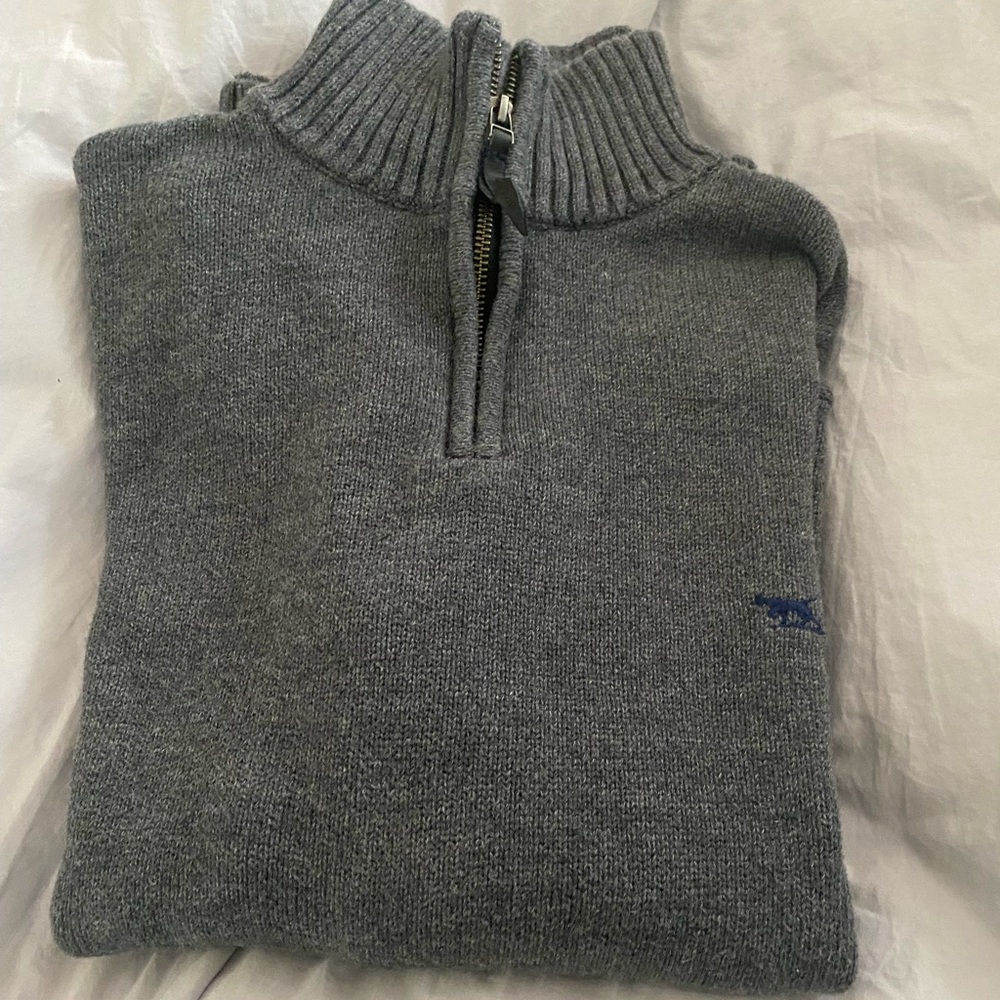 Rodd & Gunn 1/4 zip cotton sweater in size L, EUC, medium gray.